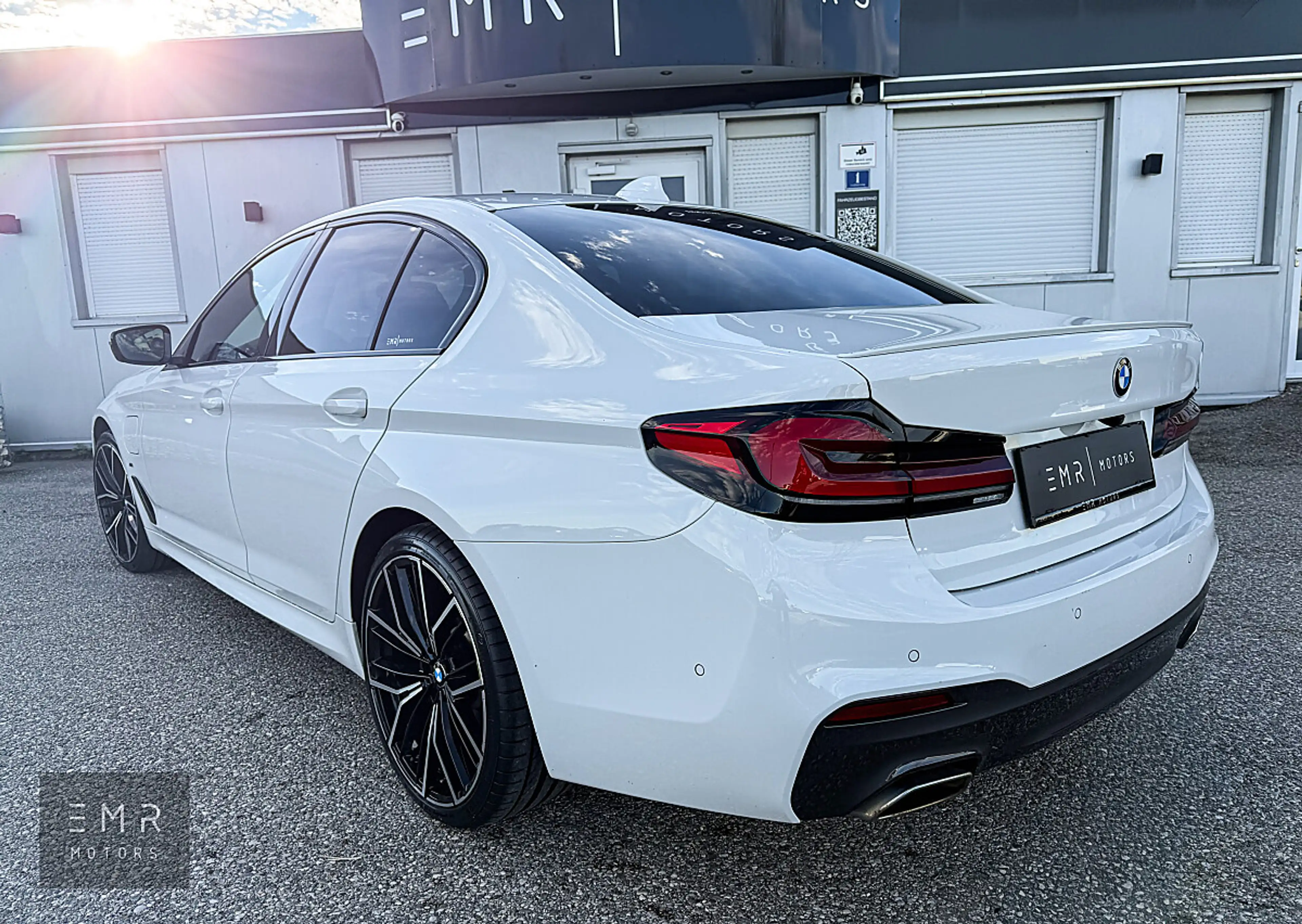 BMW 530 e M-SPORTPAKET, ADAPTIVE LED, ACC, KEYLESS, DIG... — photo 8