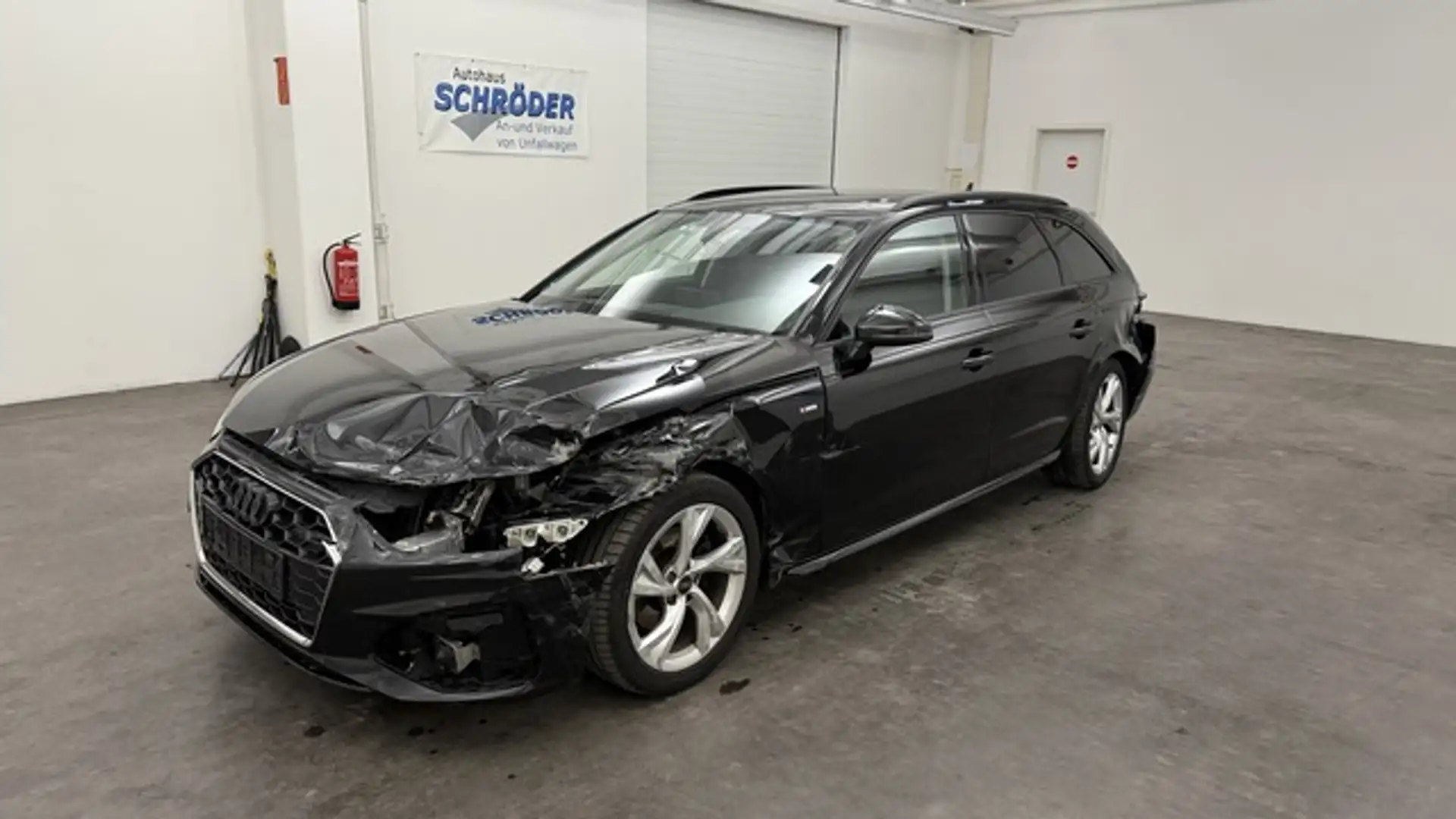 Audi A4 Avant 35 TDI S-line Aut. *Kamera*ACC*Navi* Schwarz - 2