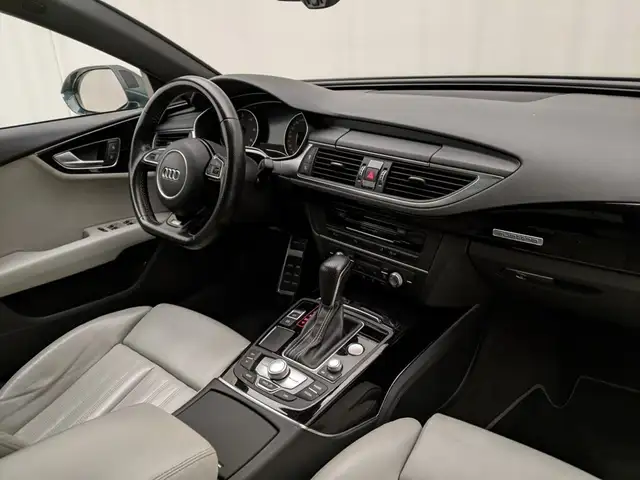 Audi A7 view 6