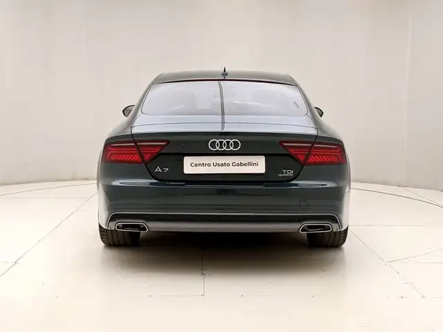 Audi A7 view 5