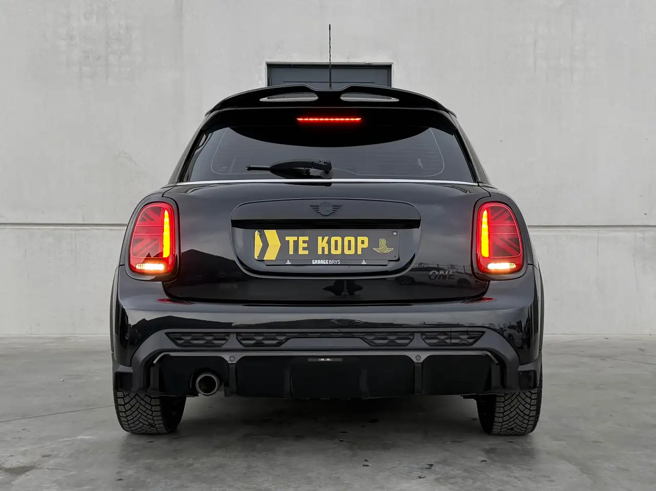 MINI One JCW Pack * CarPlay * Head-Up Display * Comfort Access * Parkeerassistent * Stoelverwarming, миниатюра 8