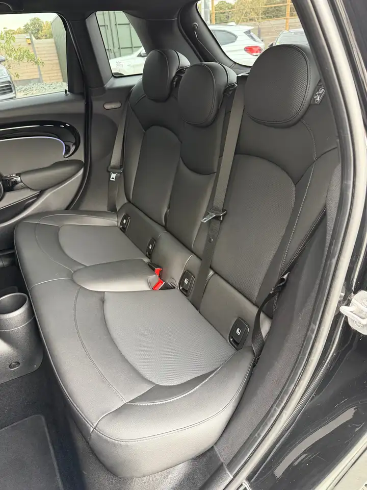 MINI One JCW Pack * CarPlay * Head-Up Display * Comfort Access * Parkeerassistent * Stoelverwarming, миниатюра 14