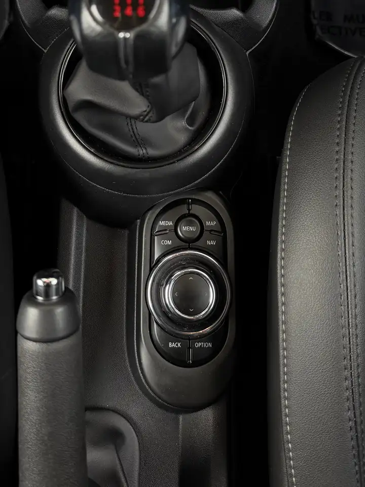 MINI One JCW Pack * CarPlay * Head-Up Display * Comfort Access * Parkeerassistent * Stoelverwarming, миниатюра 18