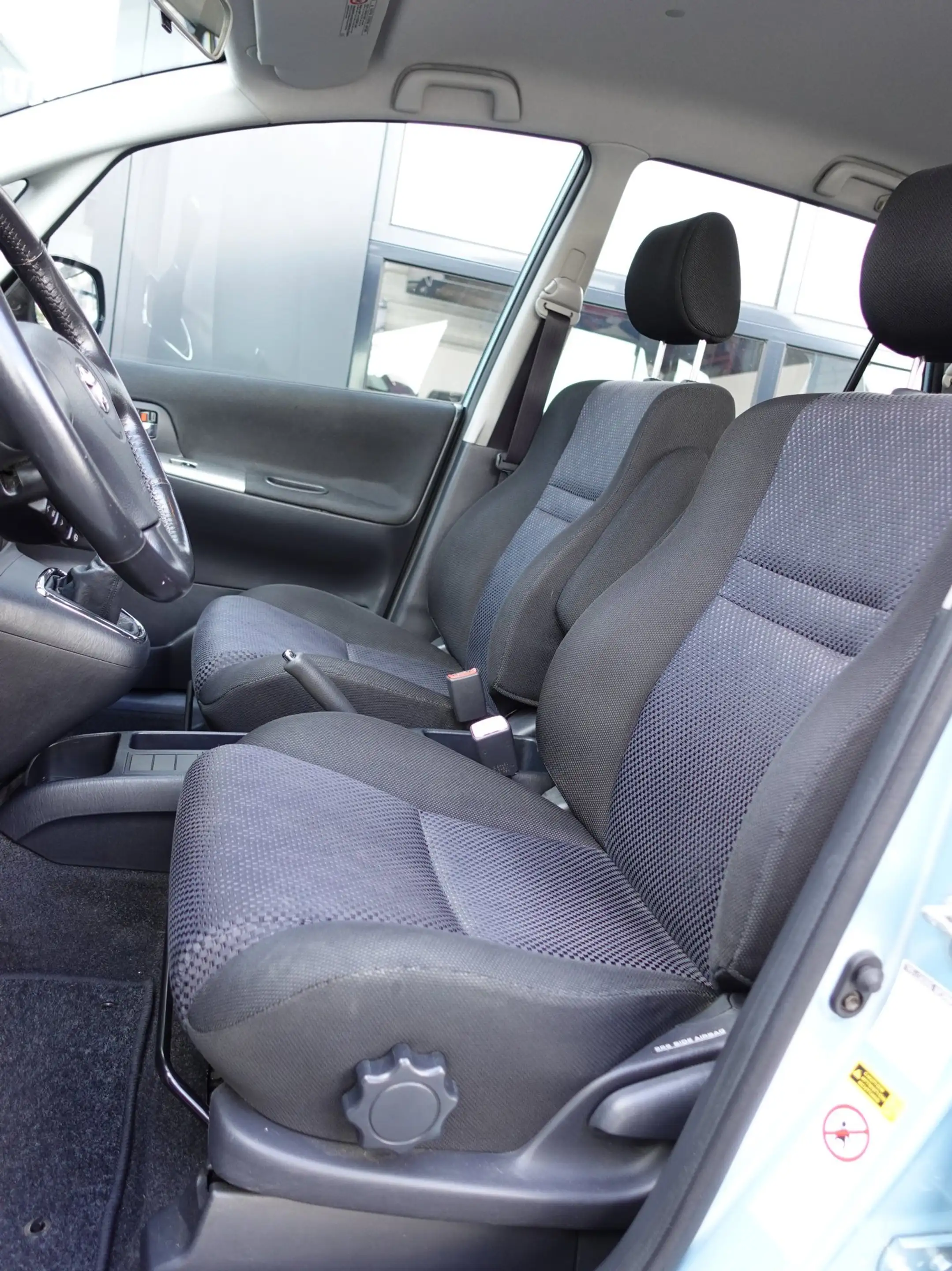 Toyota Corolla Verso 1.8 VVT-i Sol / 140.699 Km — photo 10