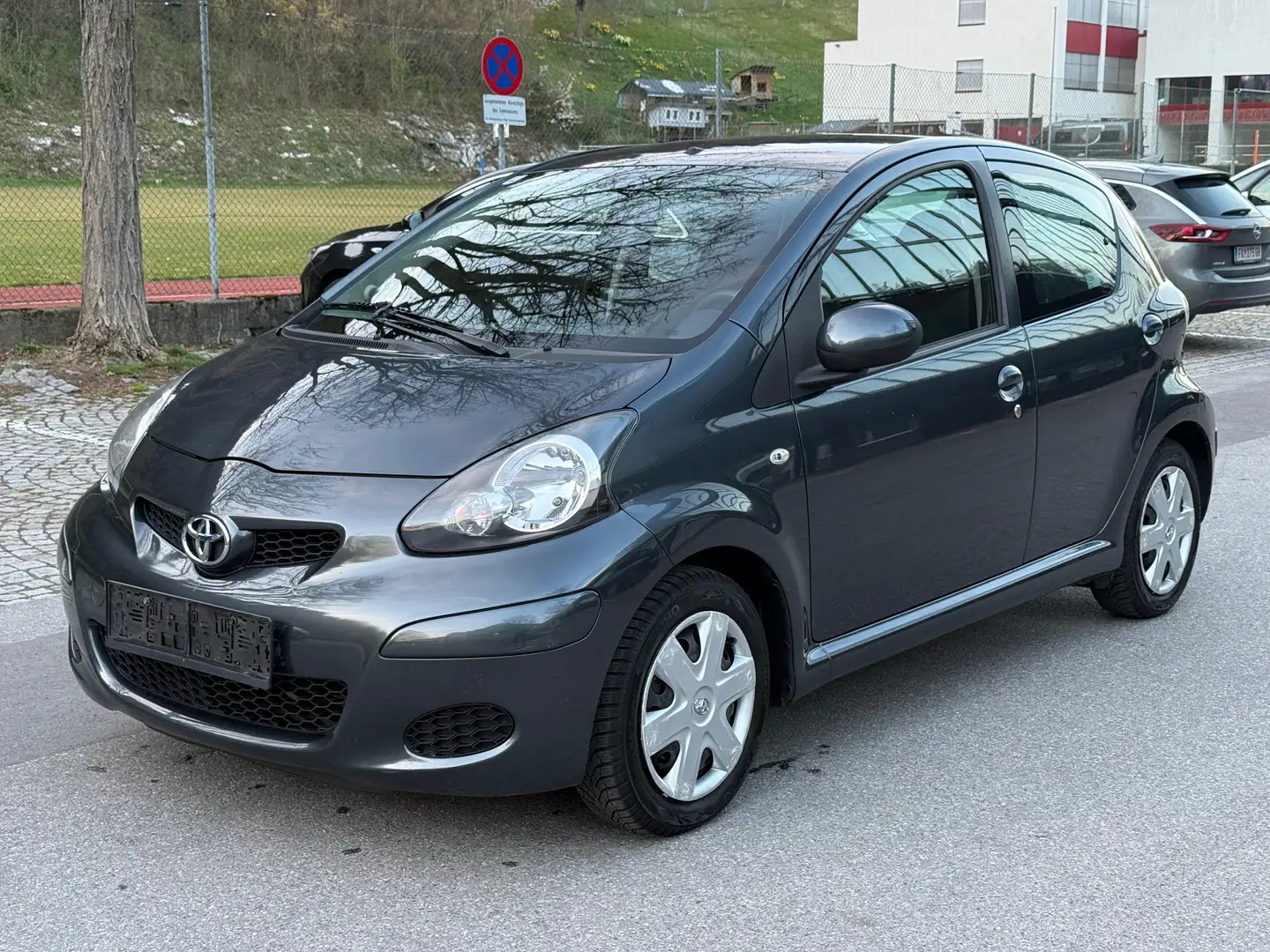 Toyota Aygo 1.0 Öamtc TÜV 12/26 + 4 - 1
