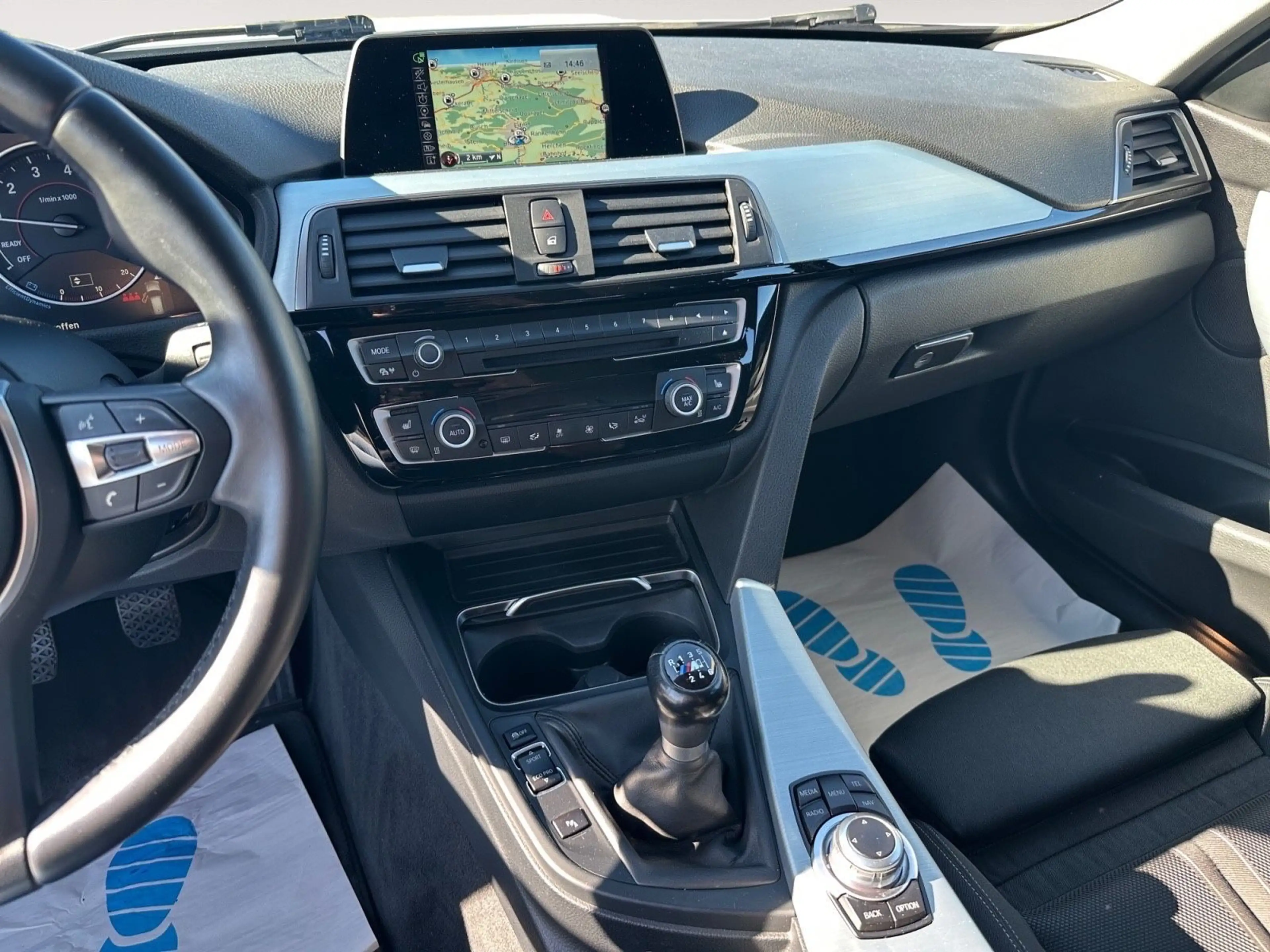 BMW 318 i Touring*M Sport*PDC*GARANTIE* — photo 12
