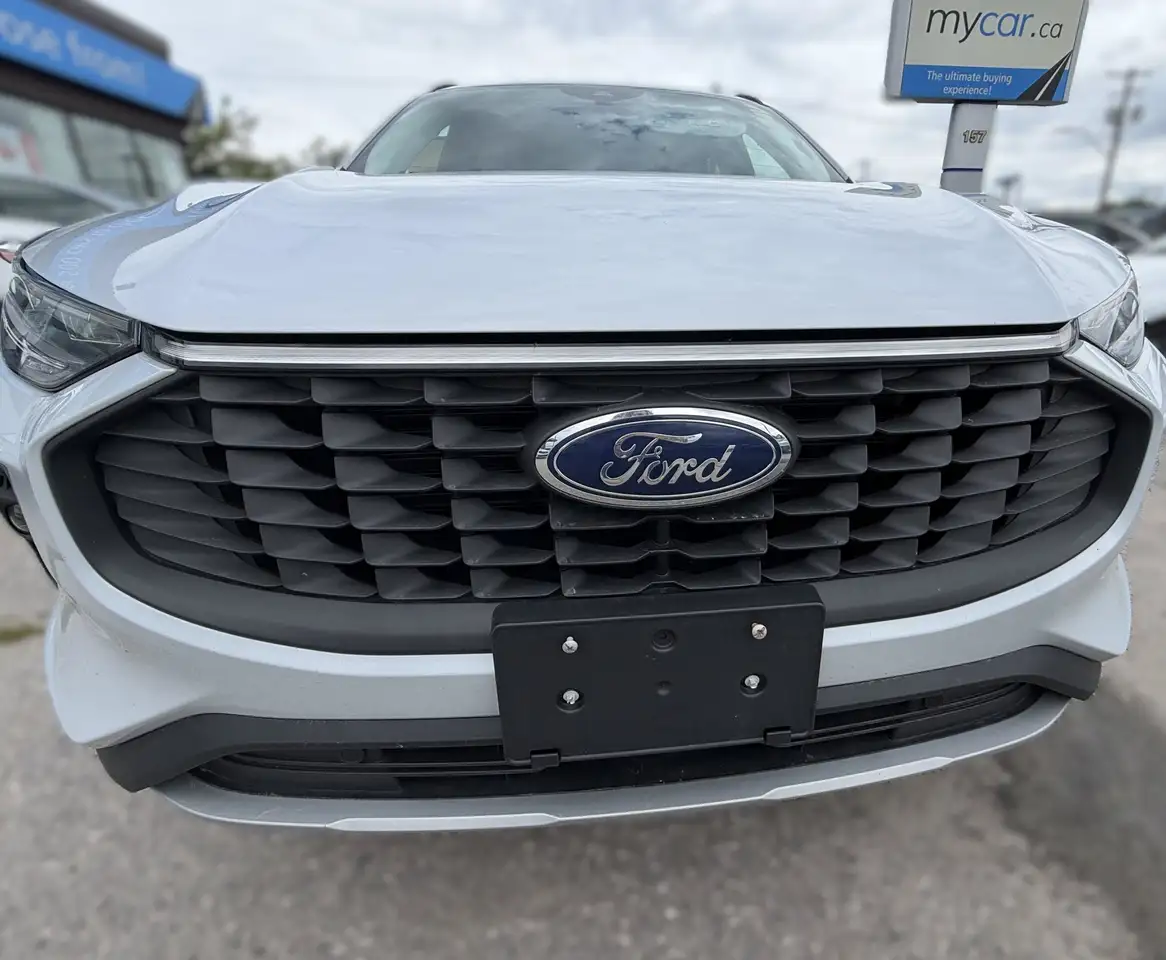 Ford Escape снимка Ford Escape