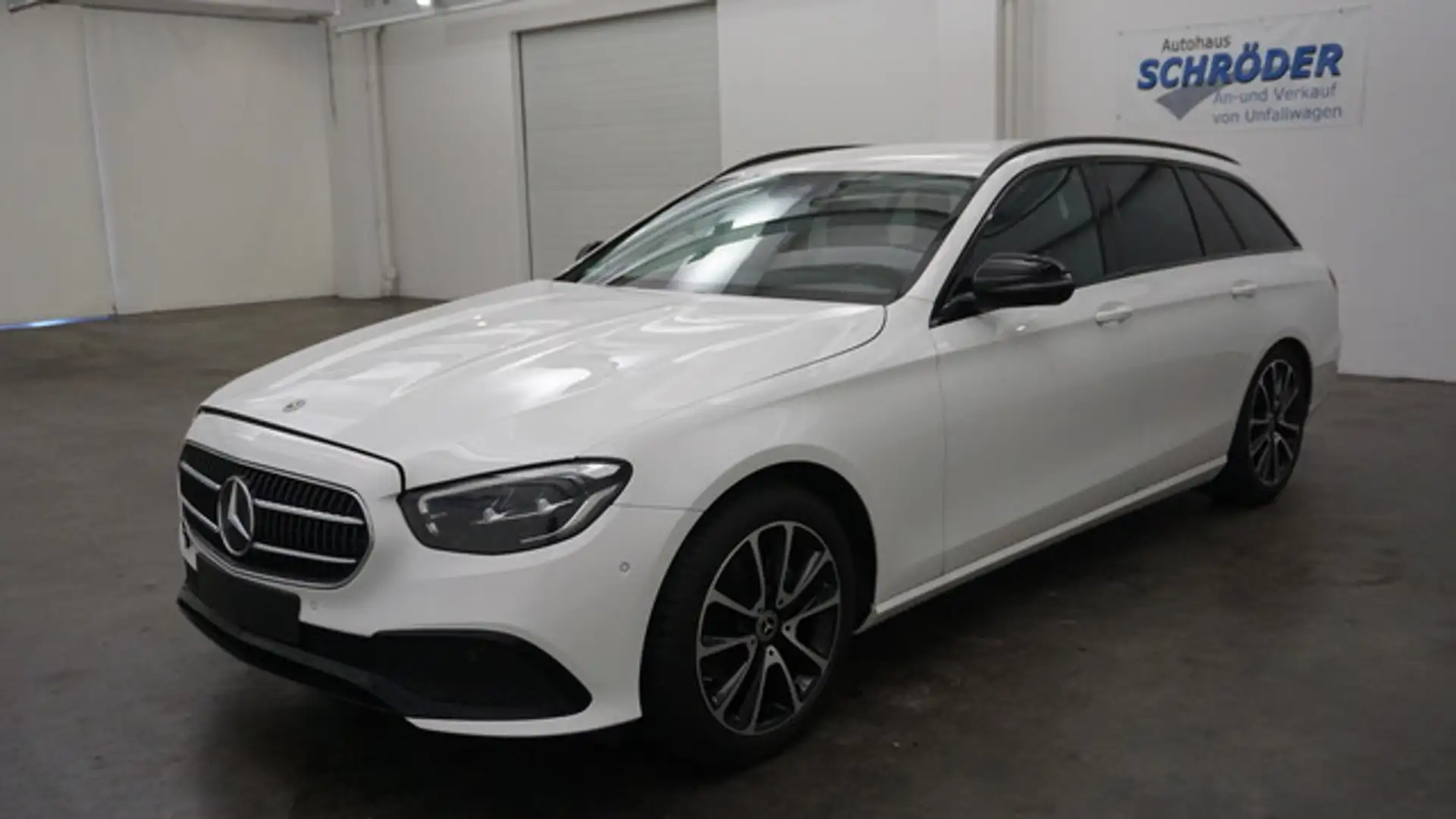 Mercedes-Benz E 200 d T 9G-Tronic *Navi*Kamera*ACC*SHZ* Wit - 1