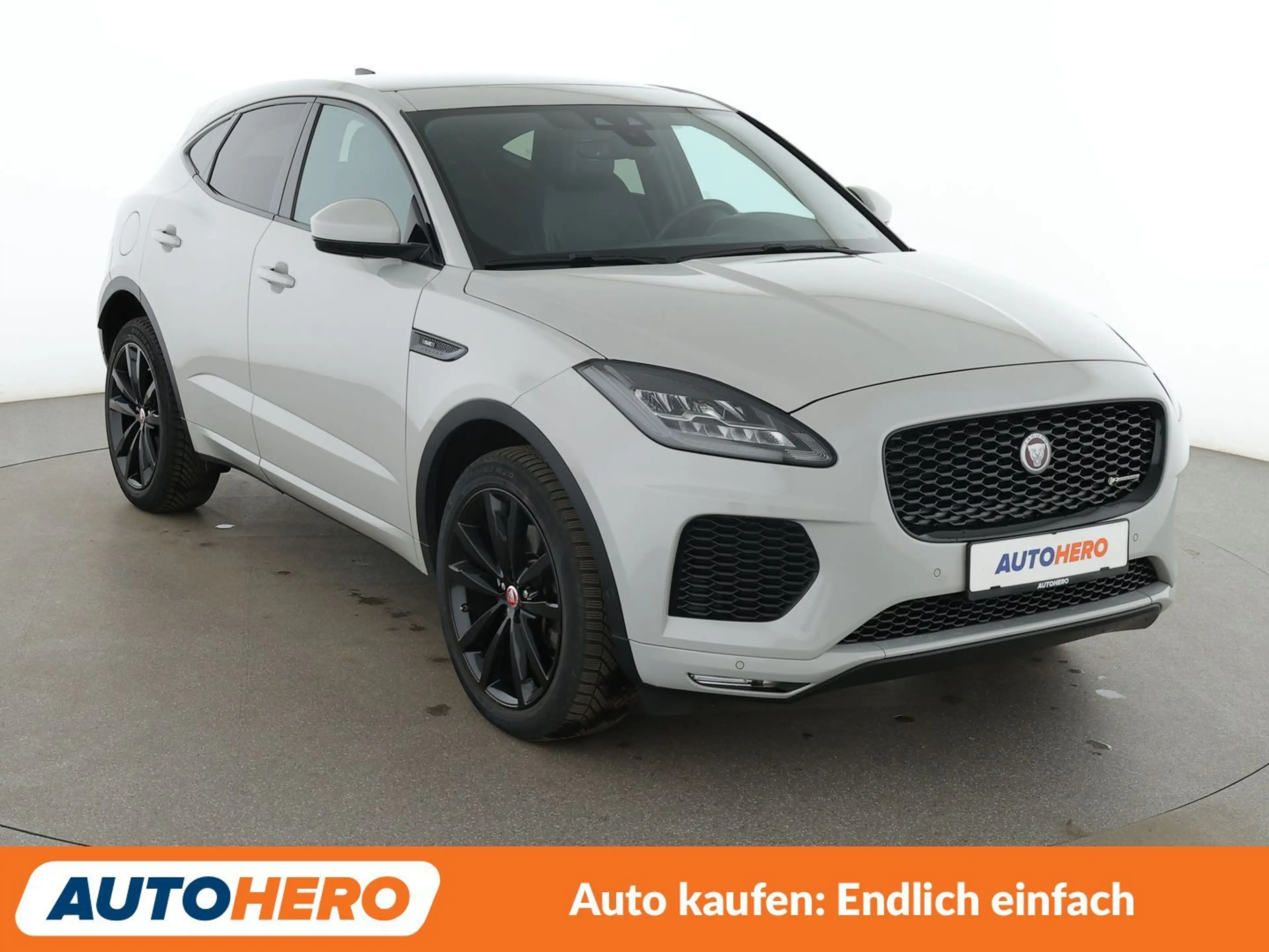 Jaguar E-Pace P250 R-Dynamic SE AWD Aut. *LED*ACC*CAM* — photo 8