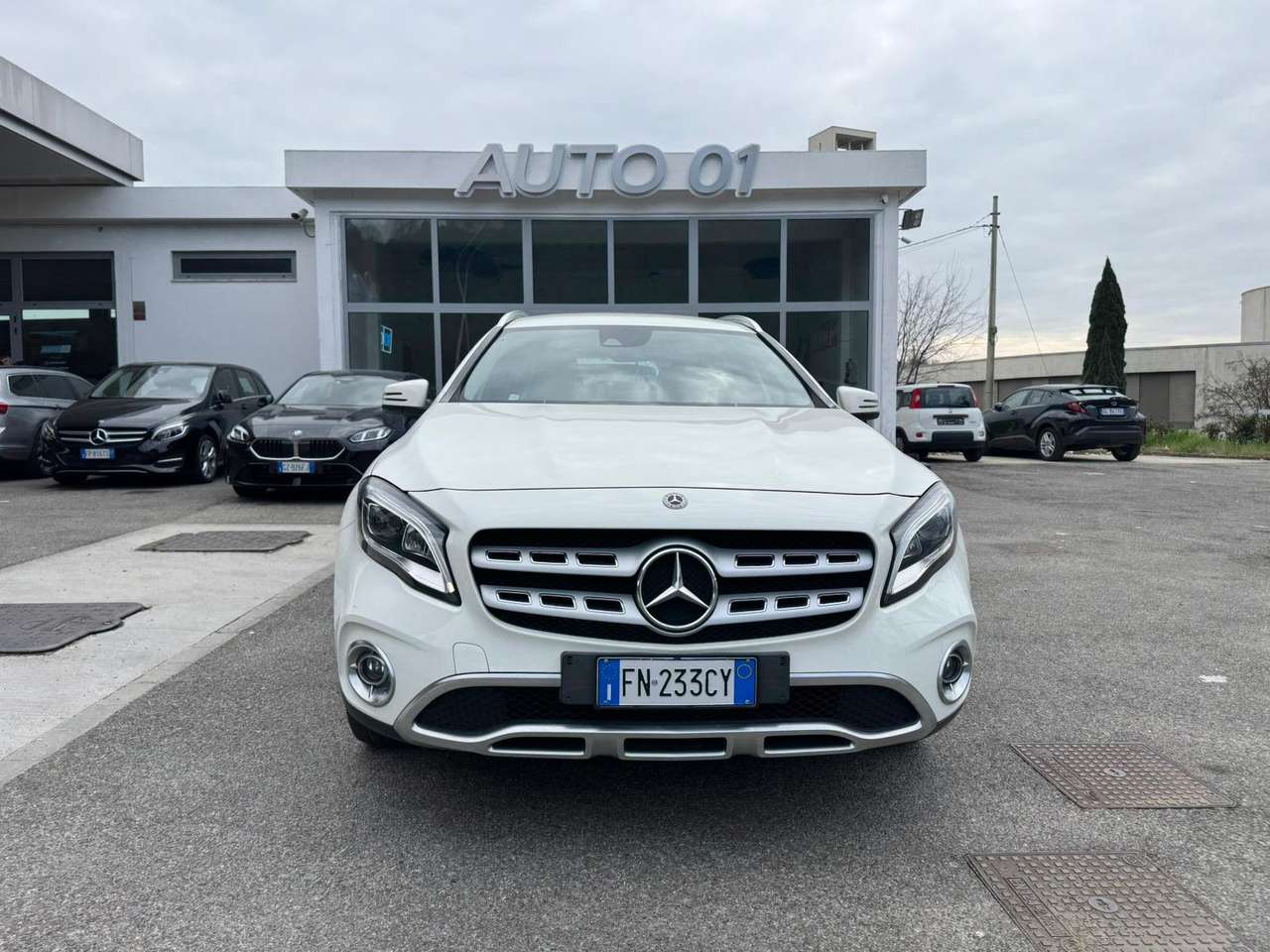 Mercedes-Benz GLA 200 GLA-X156 2017 d Premium auto