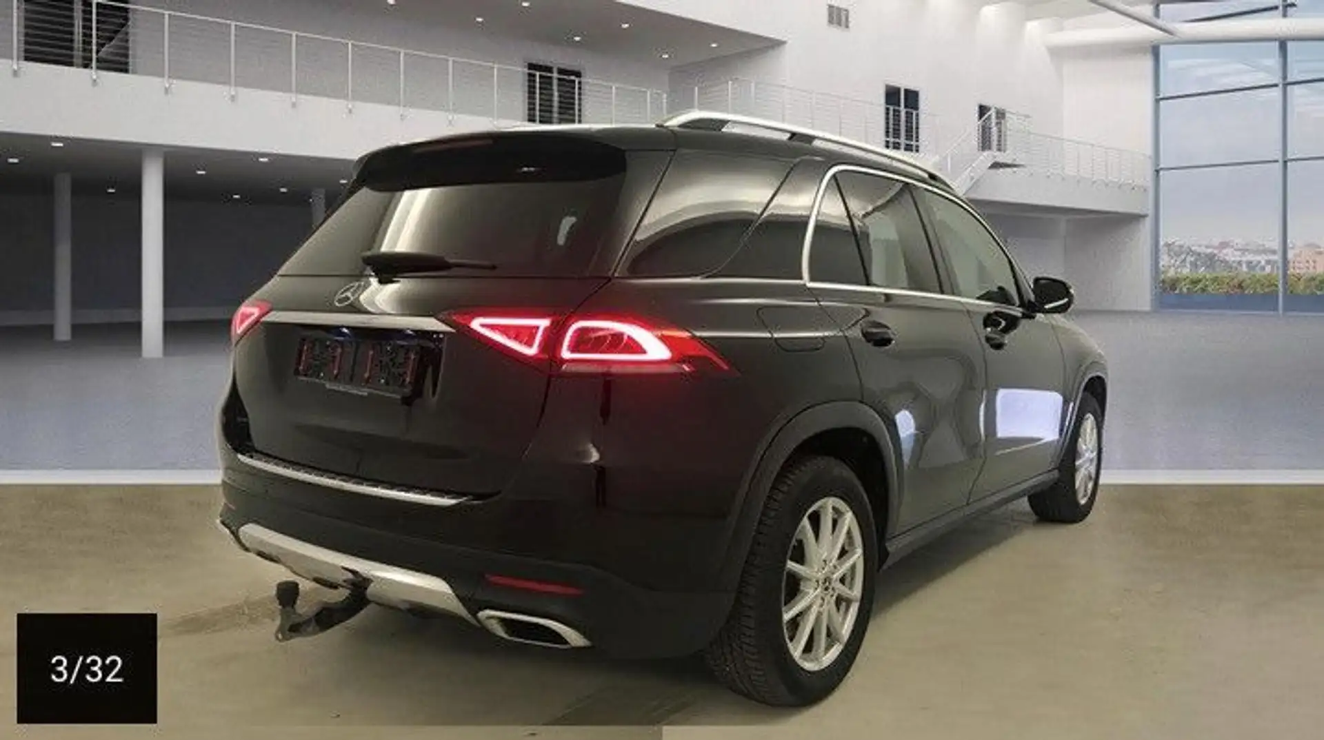 Mercedes-Benz GLE 300 4M Multibeam 360K StHz Distr+Spur18" AHK Zwart - 2