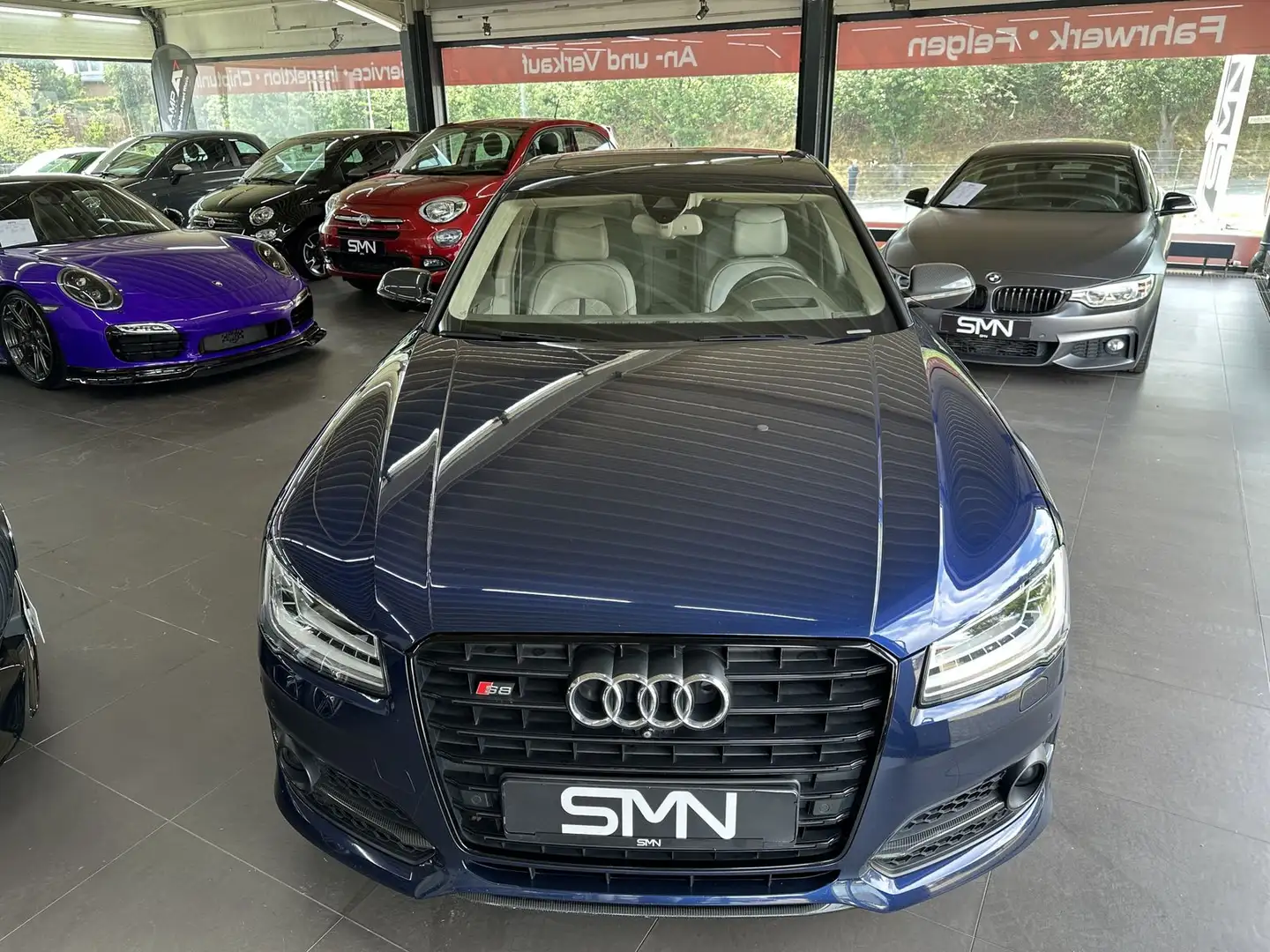 Audi S8 plus VOLL/1.Hand/Exklusive/Carbon/Keramik/B&O Blau - 2