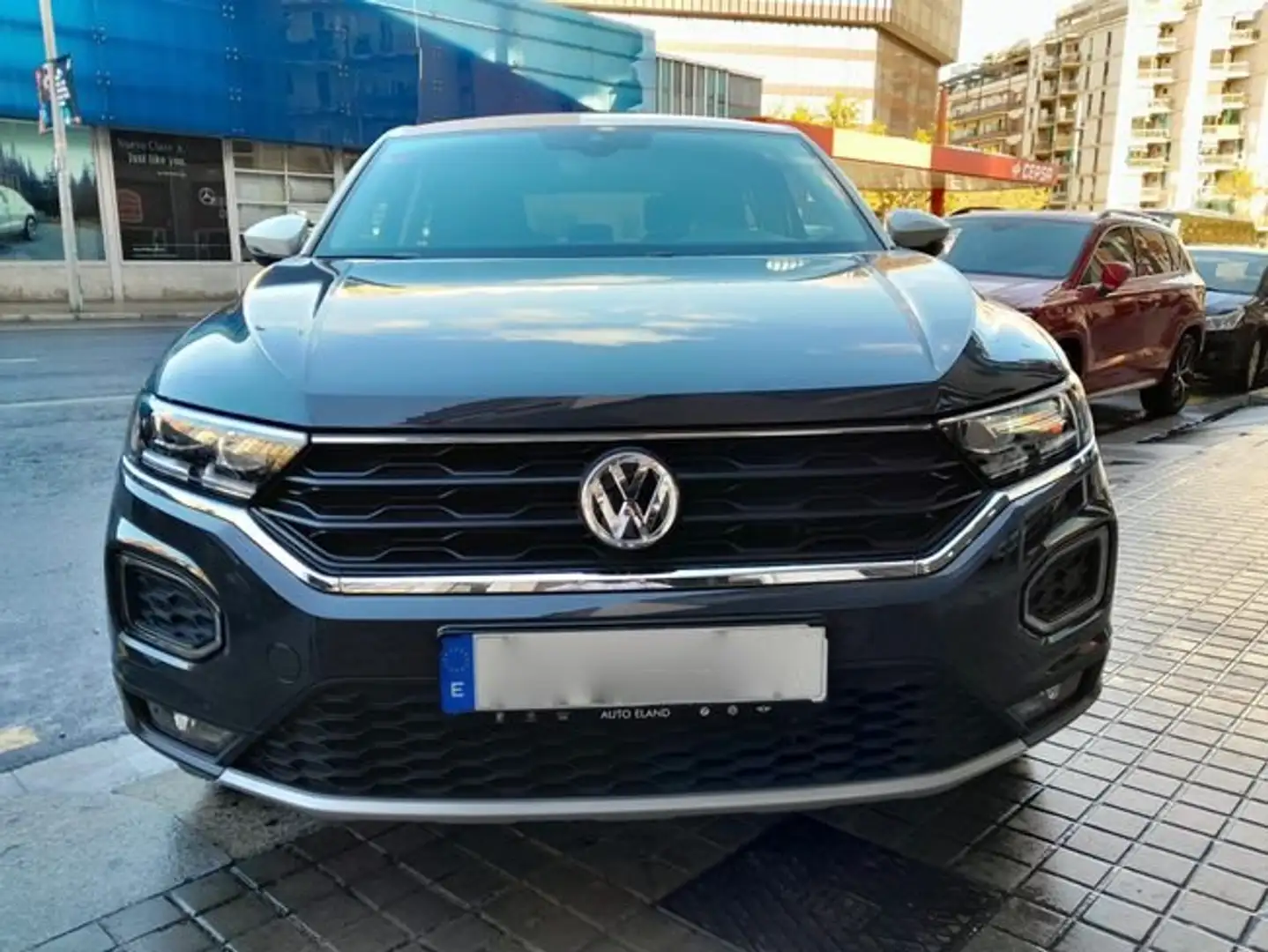 Volkswagen T-Roc 1.0 TSI 81kW Gris - 2