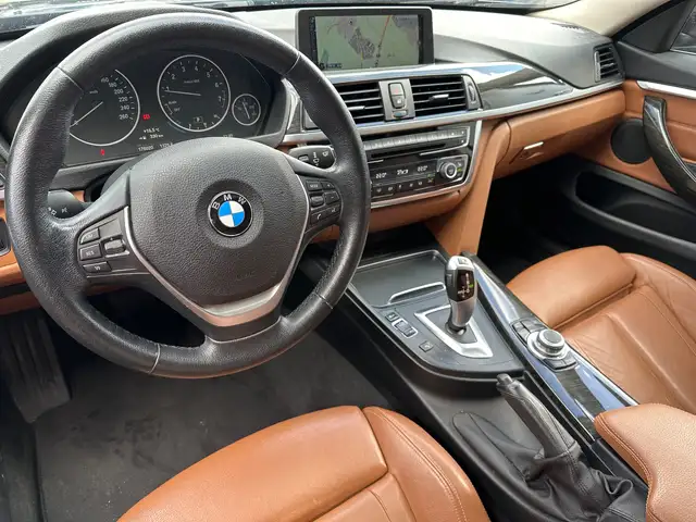 BMW 4 Series view 8