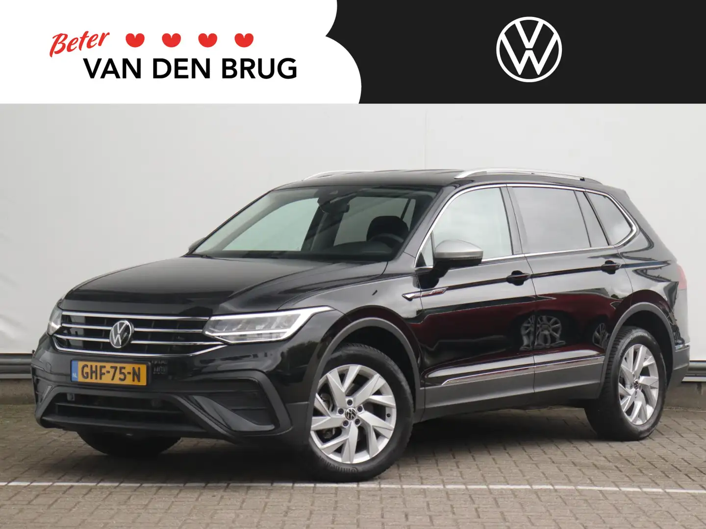 Volkswagen Tiguan Allspace 1.5 TSI Life 7p. | Navigatie | Camera | Stoel- en Negro - 1