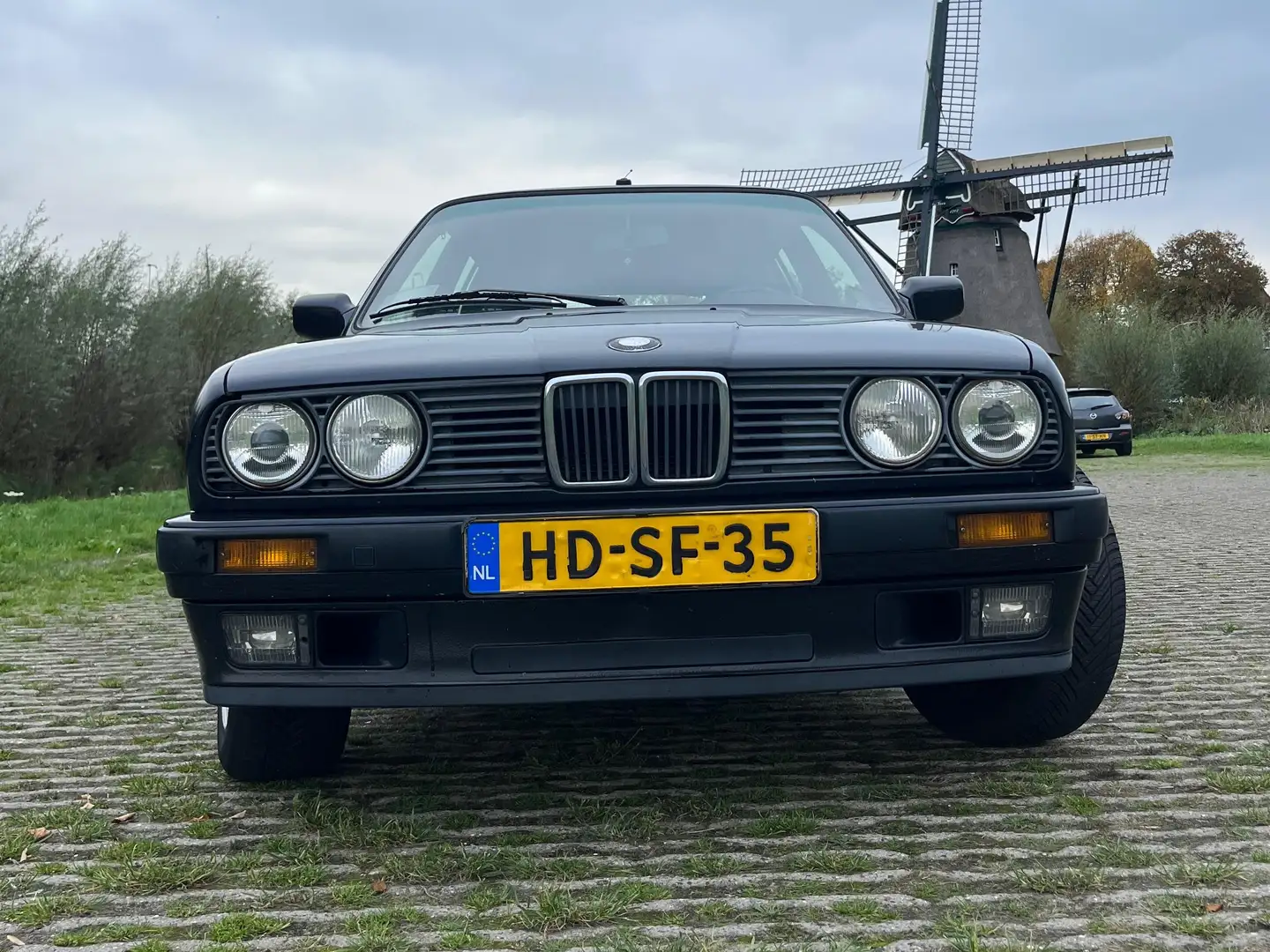 BMW 316 Touring Чорний - 2