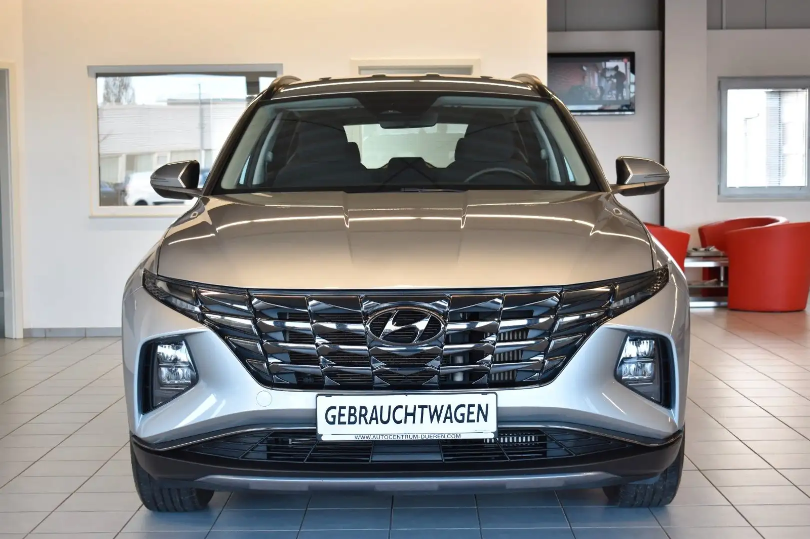 Hyundai TUCSON Select Mild-Hybrid 2WD/LED-GRILL/CAM/NAVI Argento - 2