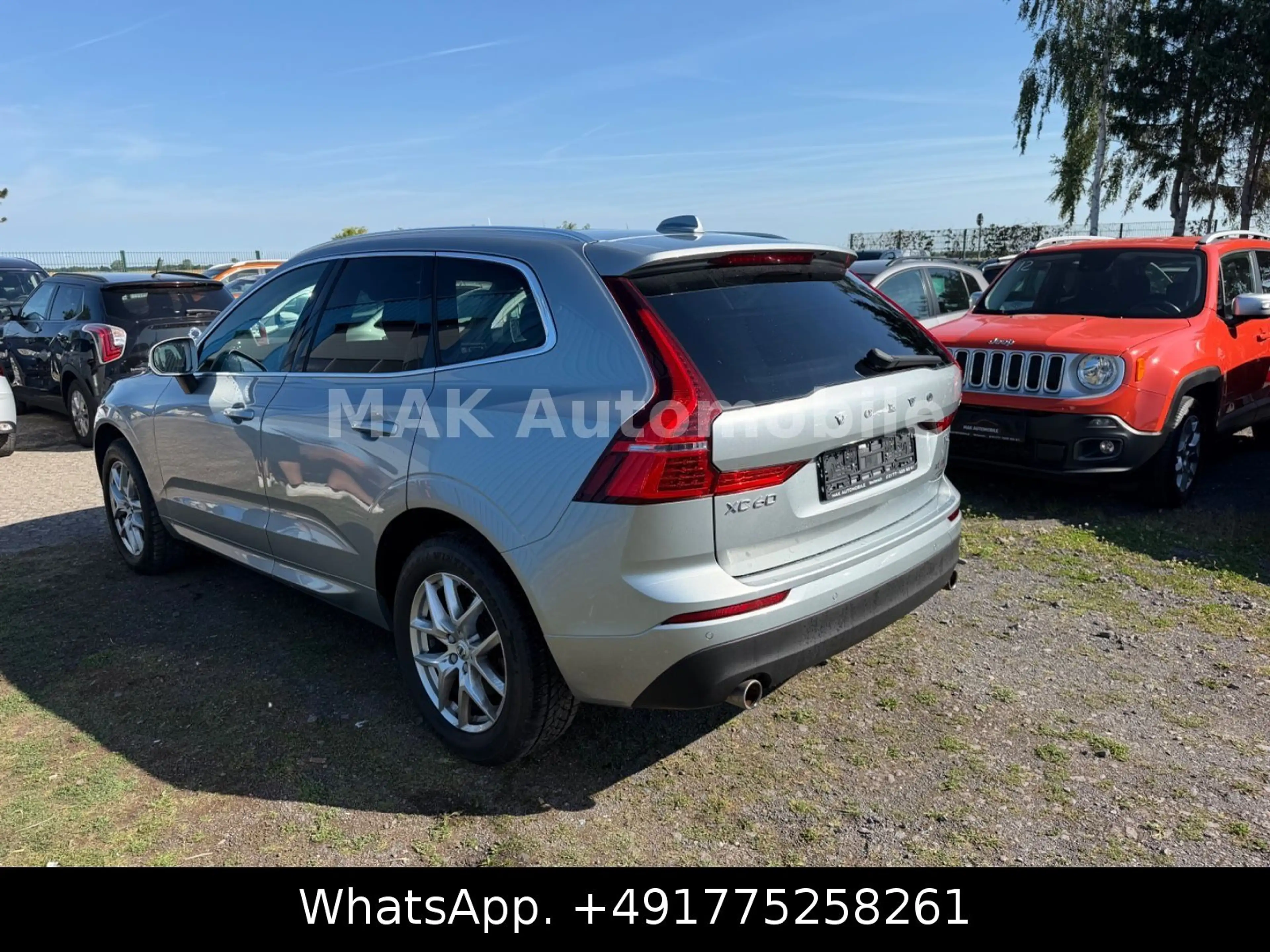 Volvo XC60 XC60 Momentum AWD — photo 5