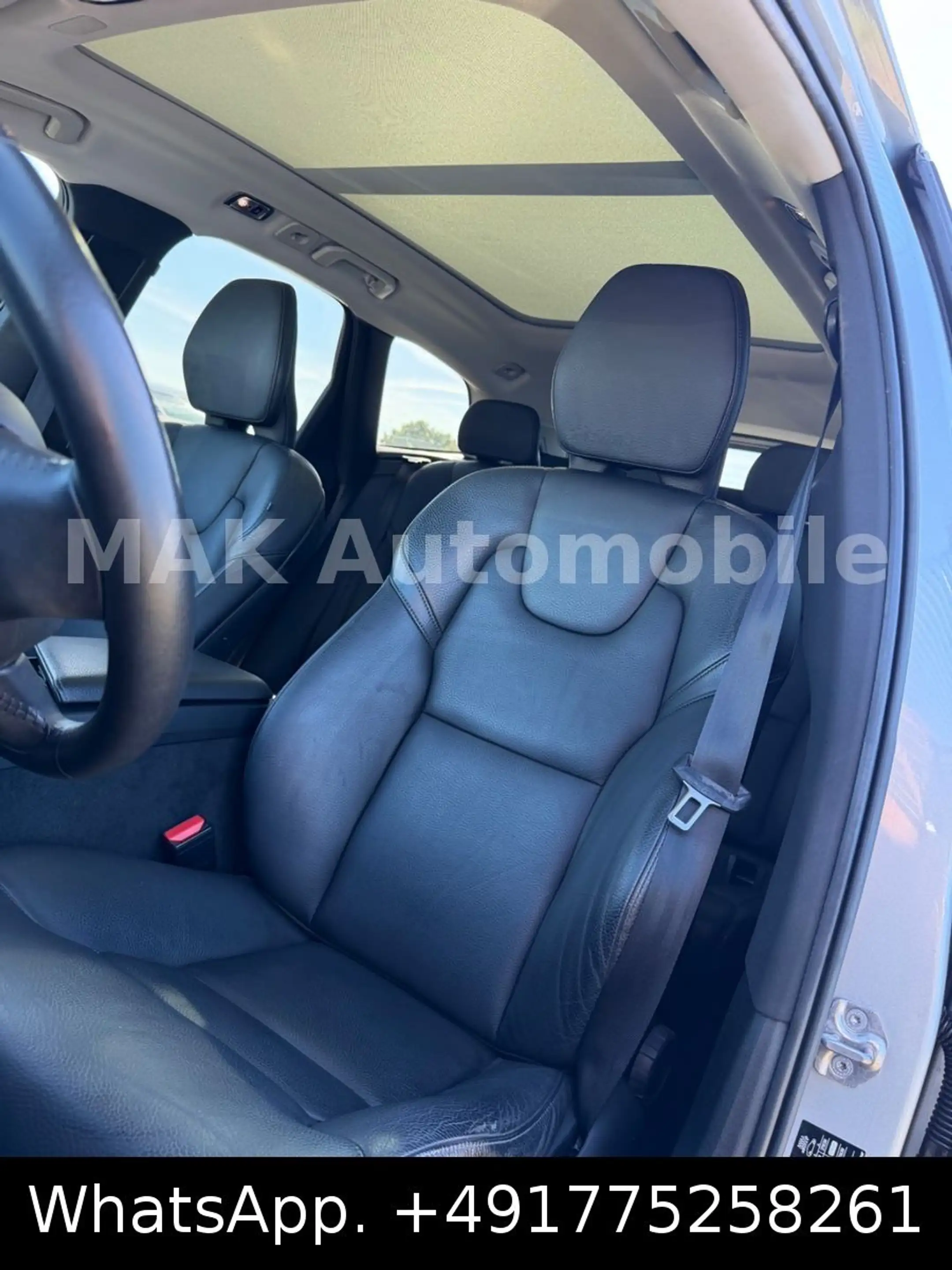 Volvo XC60 XC60 Momentum AWD — photo 11