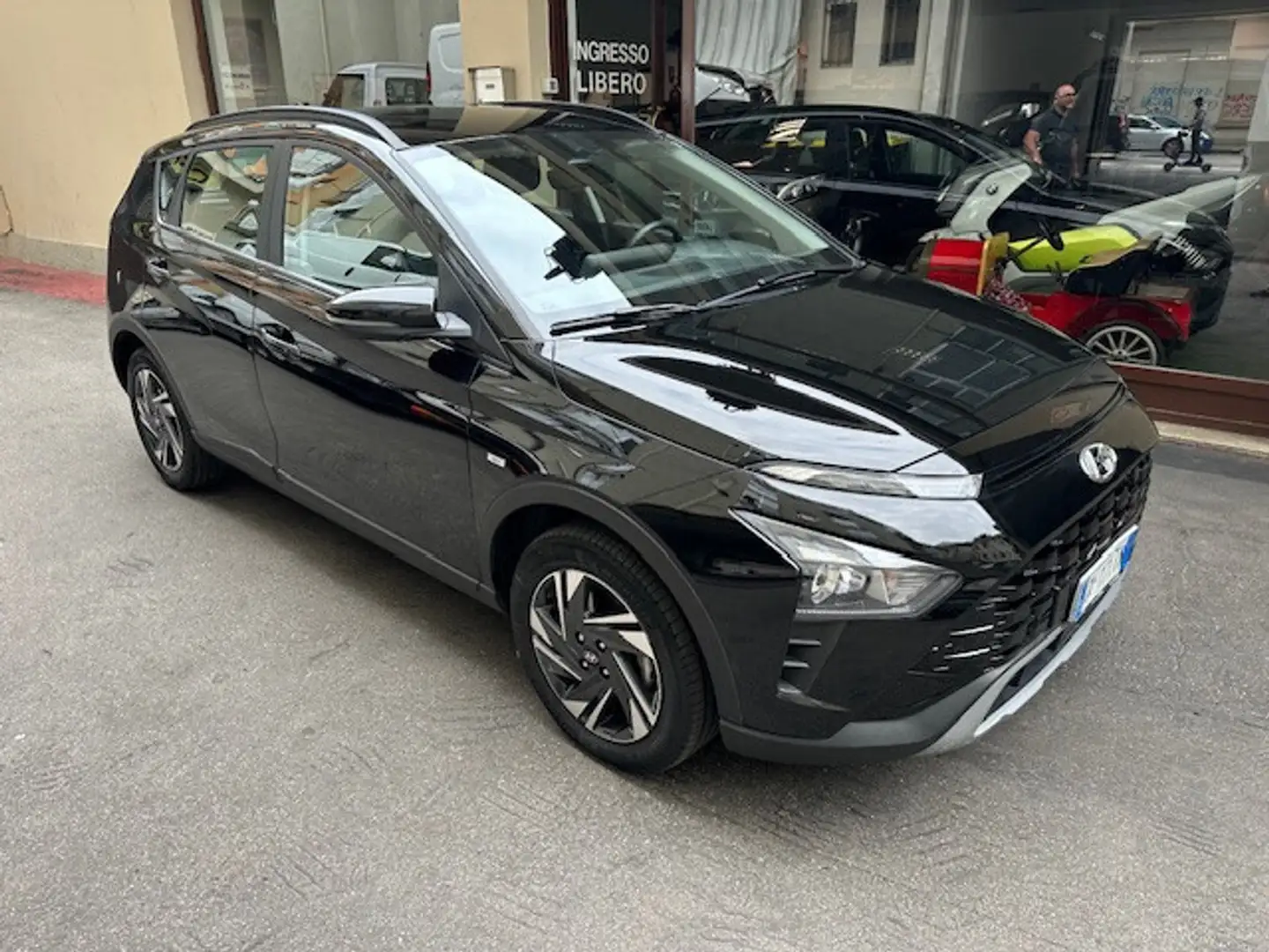 Hyundai BAYON Bayon 1.0 T-GDI Hybrid 48V iMT XClass Noir - 1