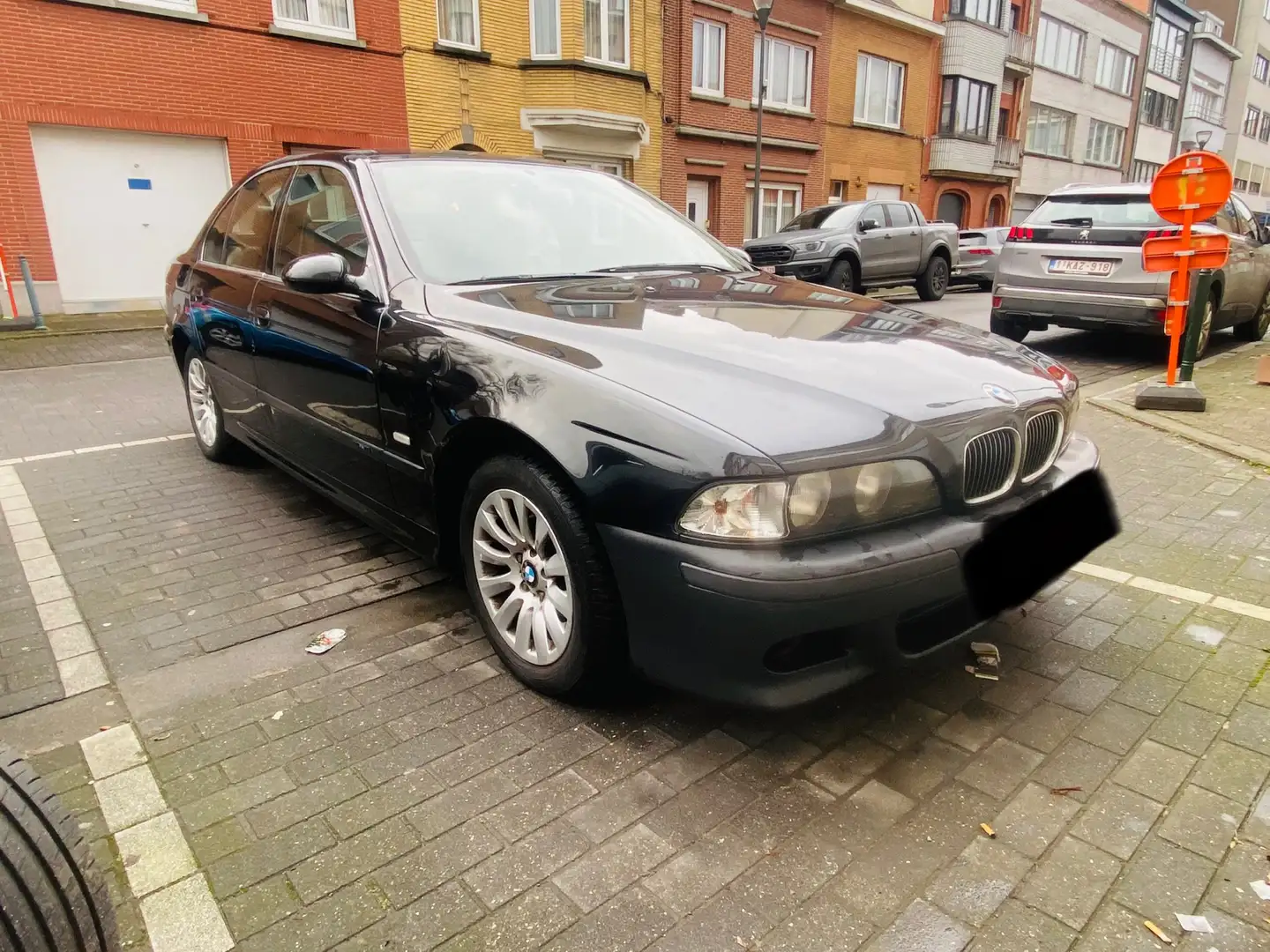 BMW 520 d Noir - 1