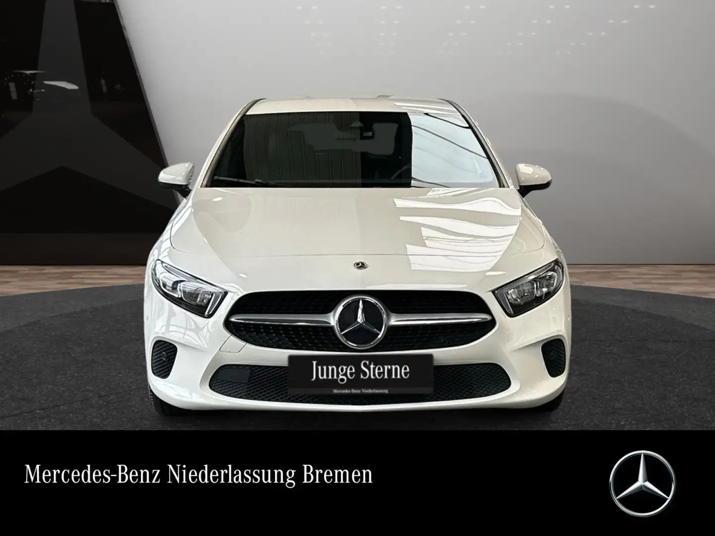 Mercedes-Benz A 180 d STYLE+LED+8G Weiß - 1