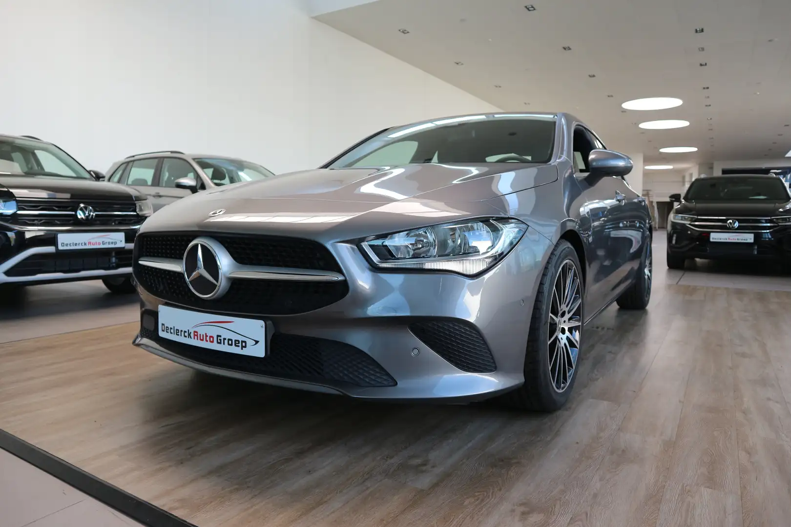 Mercedes-Benz CLA 180 BENZINE*GPS*CAMERA*SLECHTS 54.000KM*TOPWAGEN !!! Gris - 1