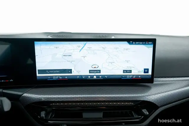 BMW 3 Series view 13