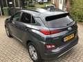 Hyundai KONA EV PREMIUM 64 KWH Grijs - thumbnail 2
