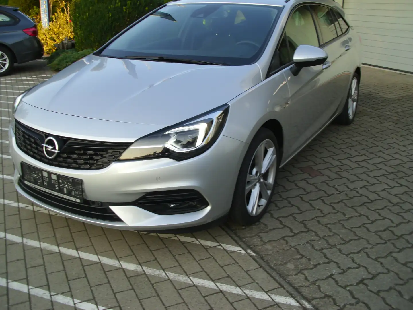 Opel Astra GS Line Start/Stop Matrix Navi Kamera AGR Zilver - 1
