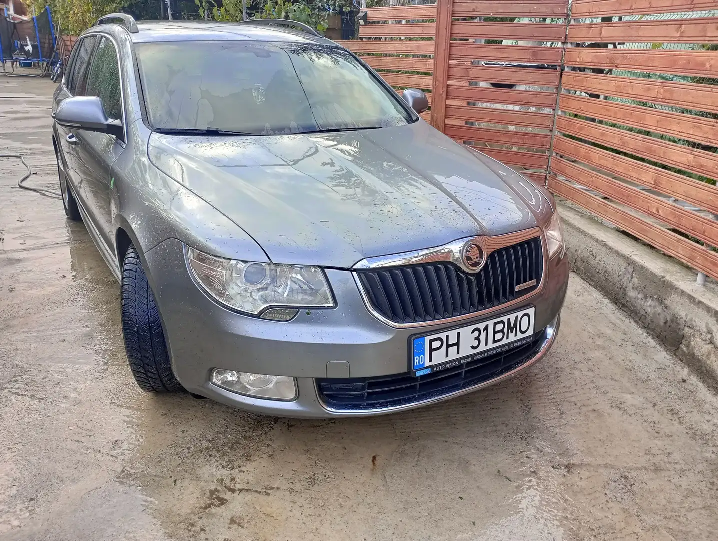 Skoda Superb Combi 1.6 TDI GreenLine - 1