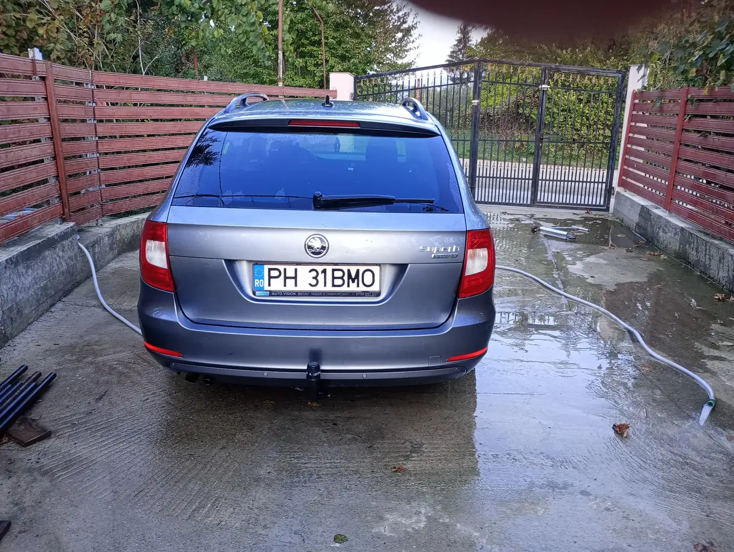 Skoda Superb Combi 1.6 TDI GreenLine - 2