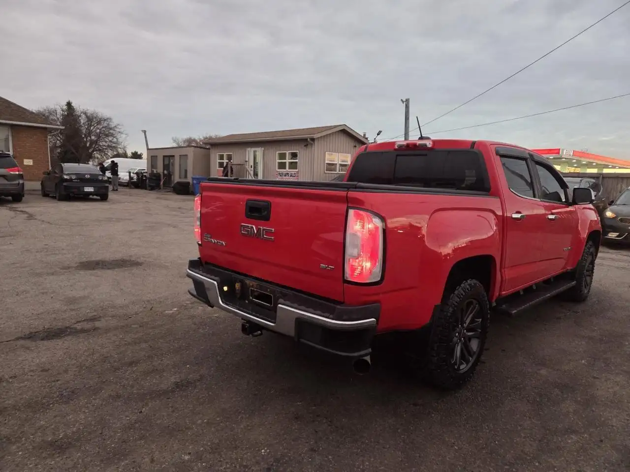 GMC Canyon снимка GMC Canyon