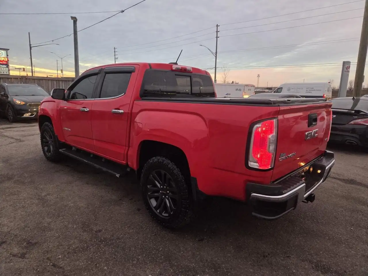 GMC Canyon снимка GMC Canyon