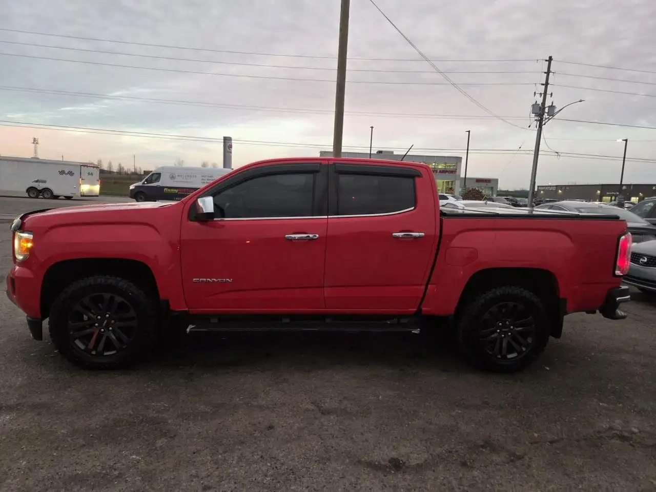 GMC Canyon снимка GMC Canyon