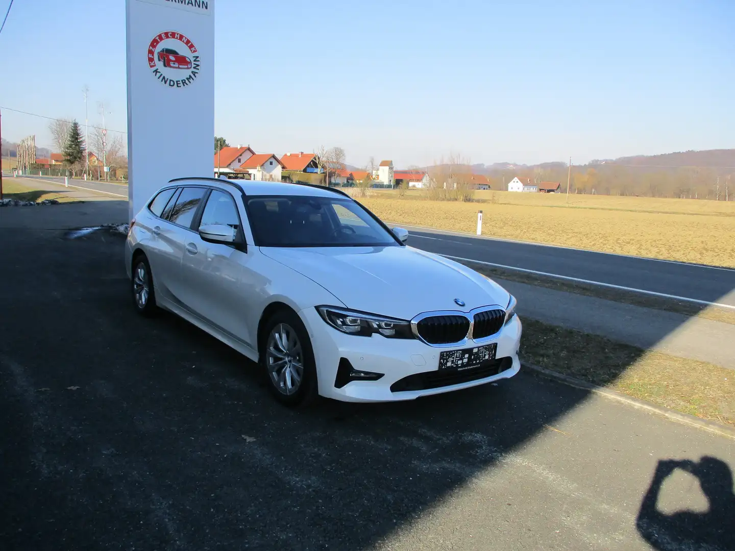 BMW 318 318 d Advantage Weiß - 1