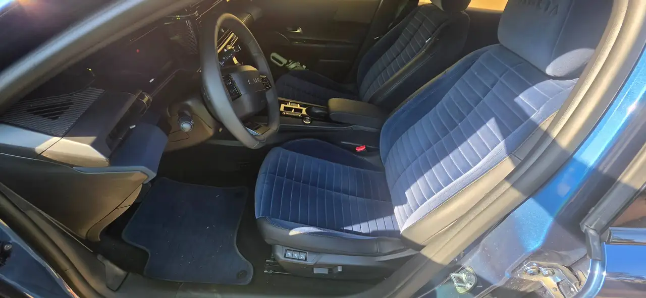 Lancia Ypsilon 2025