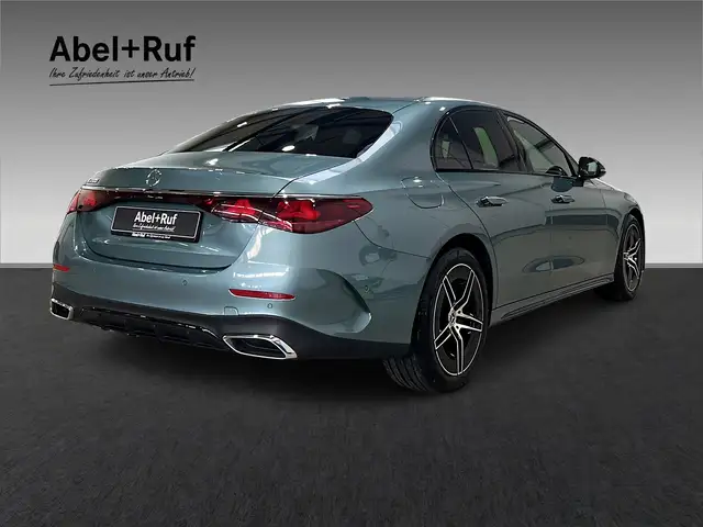 Mercedes-Benz E Class view 7
