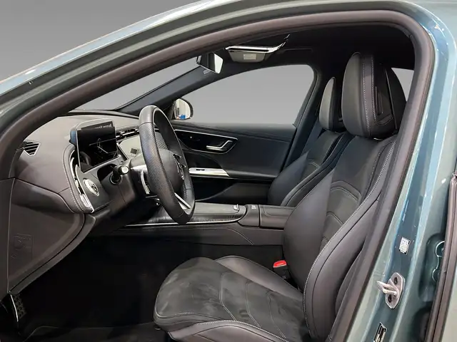 Mercedes-Benz E Class view 9
