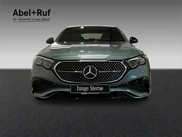Mercedes-Benz E Class view 2