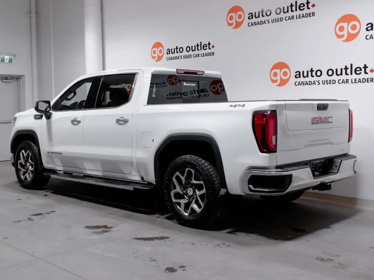 GMC Sierra 1500 снимка GMC Sierra 1500