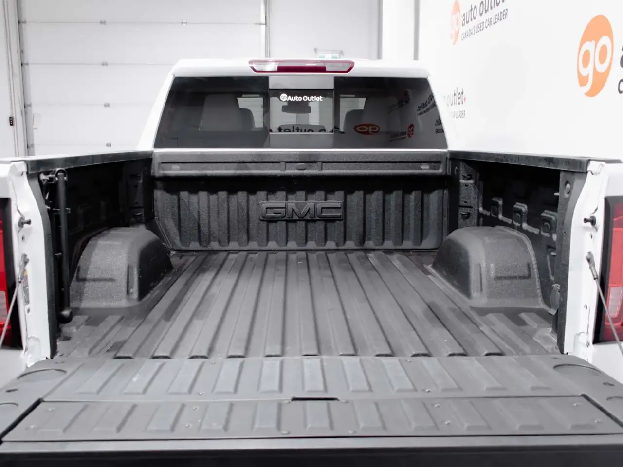 GMC Sierra 1500 снимка GMC Sierra 1500