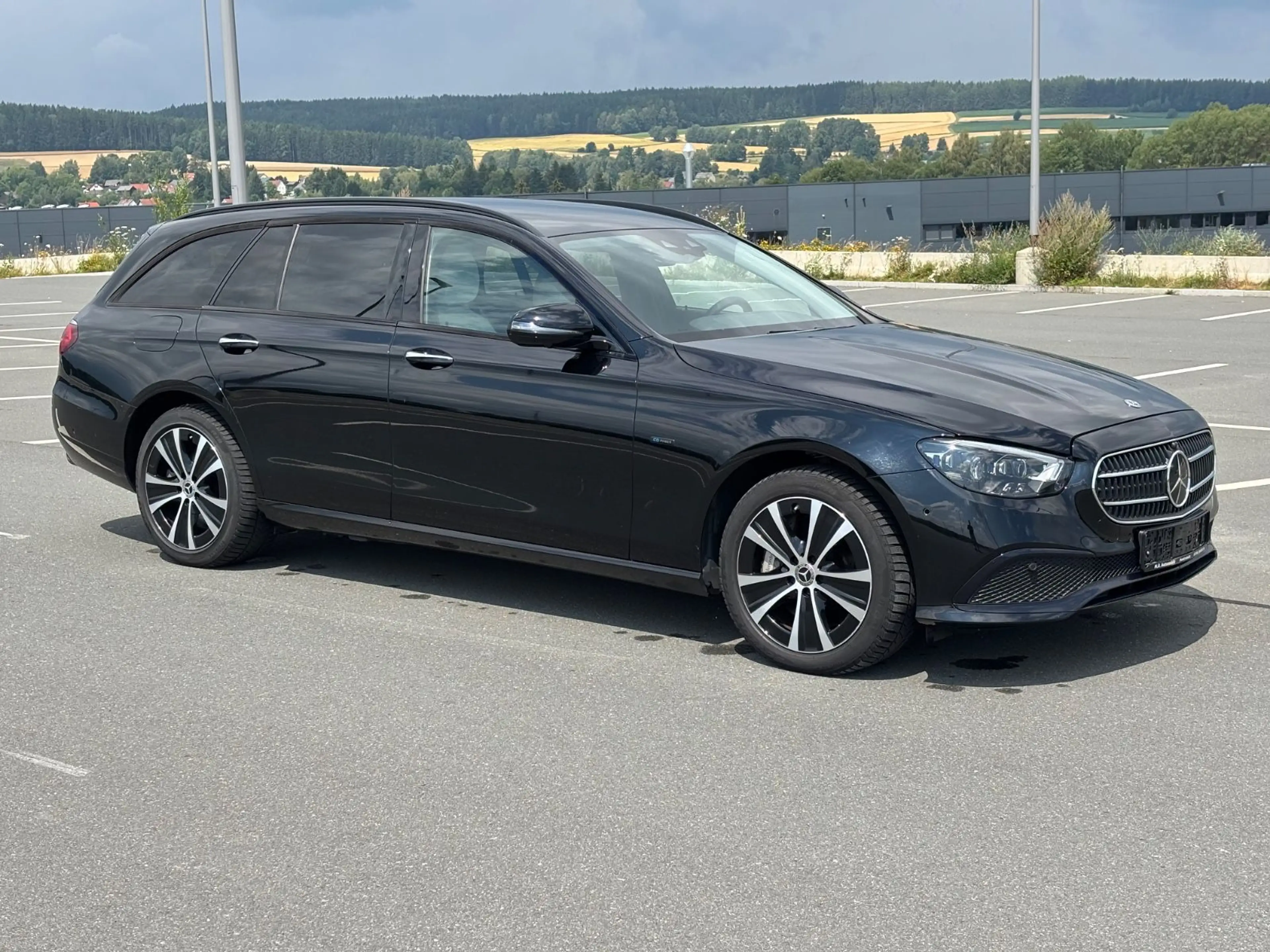 Mercedes-Benz E 300 de T-Modell 4Matic ALU 360 Grad Kamera — photo 3