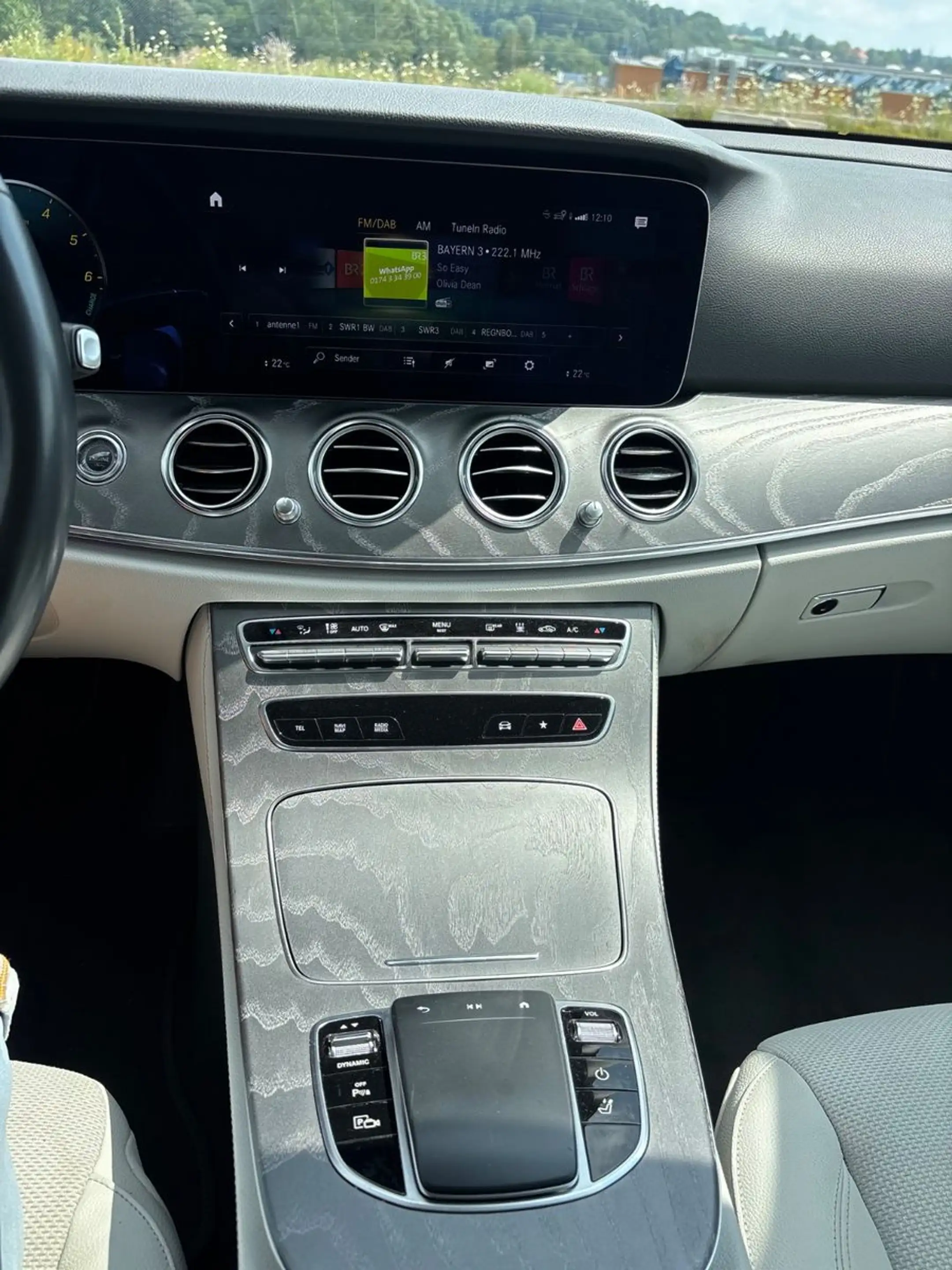 Mercedes-Benz E 300 de T-Modell 4Matic ALU 360 Grad Kamera — photo 13