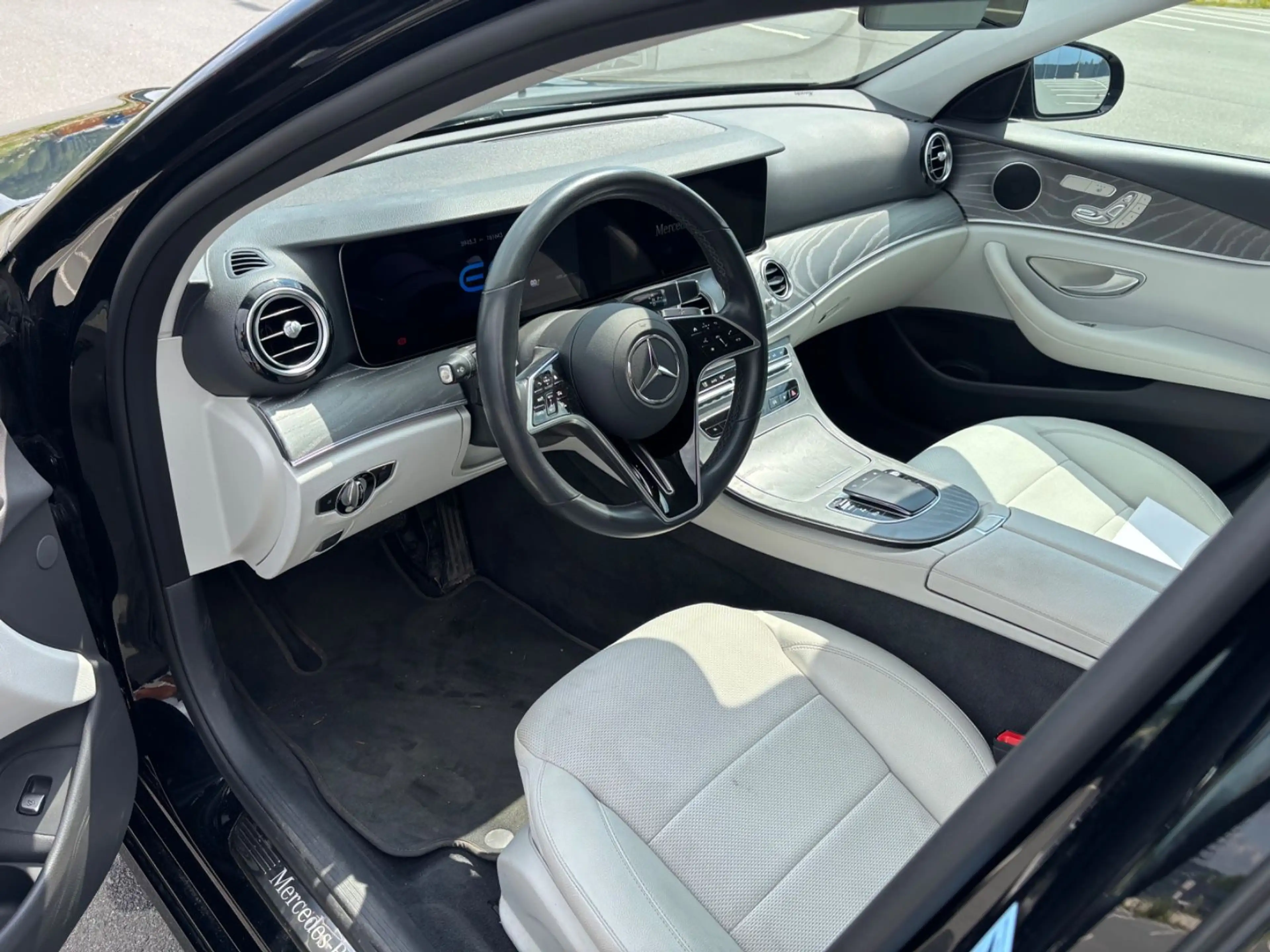 Mercedes-Benz E 300 de T-Modell 4Matic ALU 360 Grad Kamera — photo 9