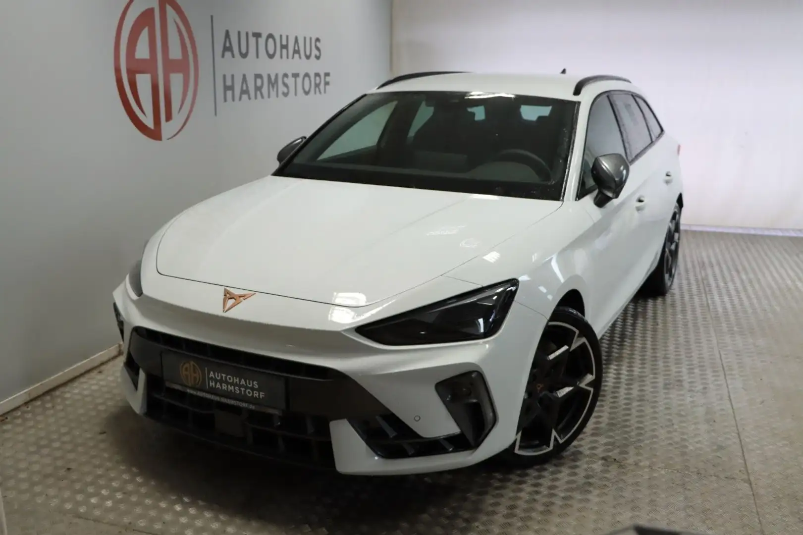CUPRA Leon Sportstourer 2.0 5 Jahre Gar. 4Drive VZ AHK Wit - 1