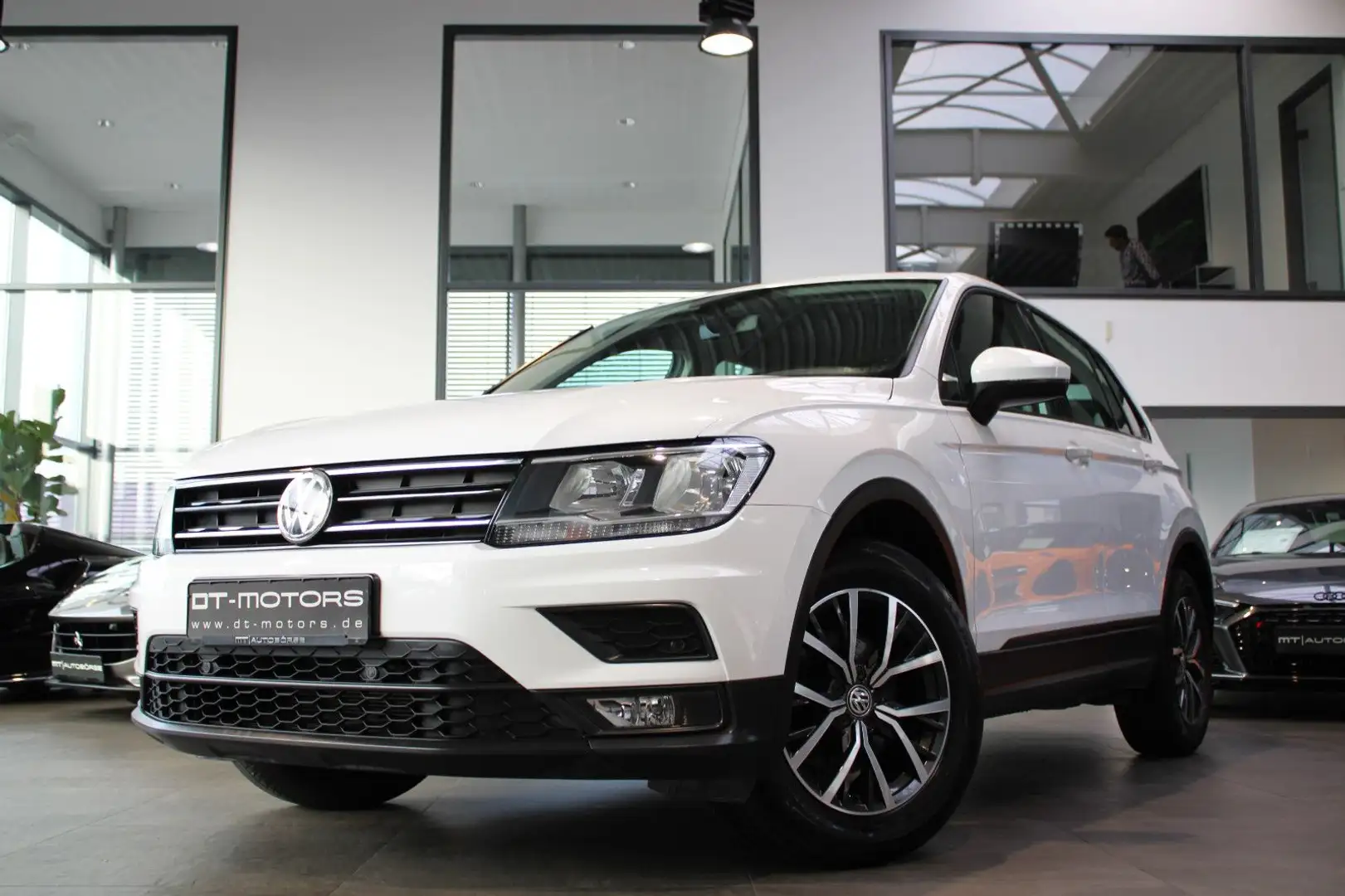 Volkswagen Tiguan TIGUAN 1.5 TSI ACT + CARPLAY + 8-FACH + 1.HAND! Weiß - 1