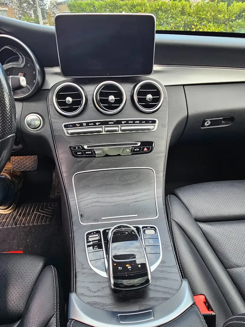 Mercedes-Benz C 200 C 200 d T 9G-TRONIC AMG Line Zwart - 2