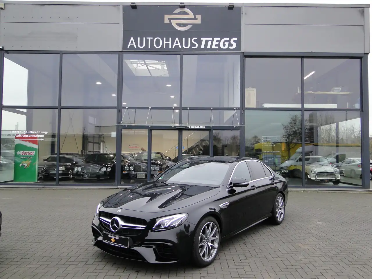 Mercedes-Benz E 63 AMG