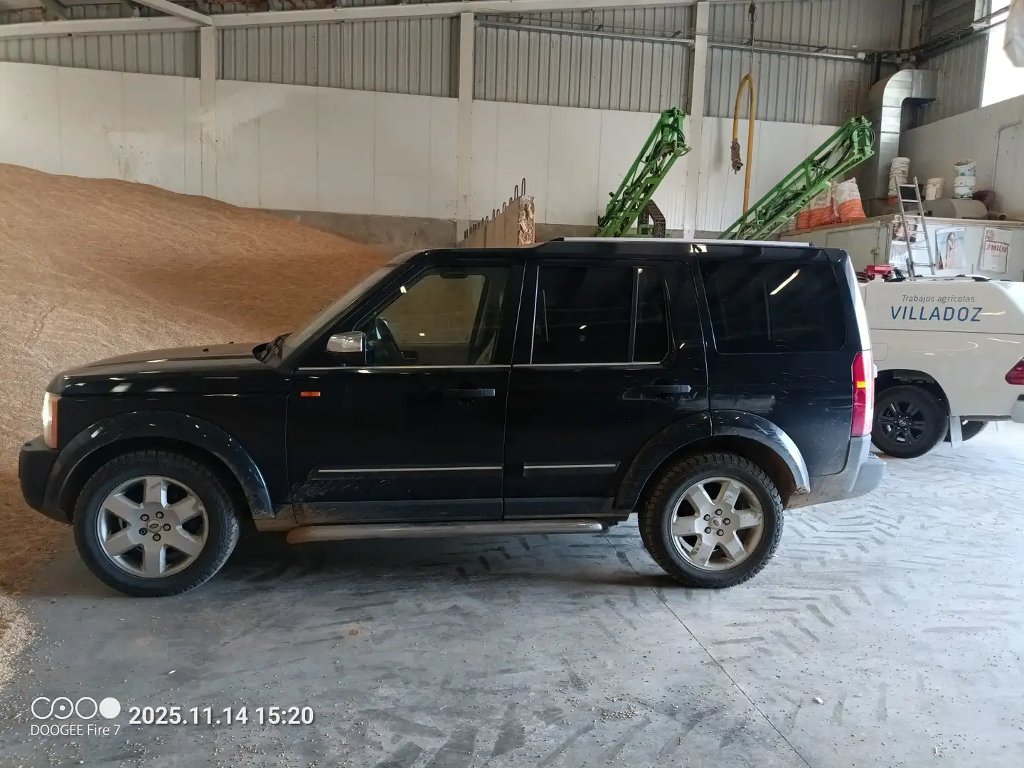 Land Rover Discovery 2.7TDV6 HSE CommandShift - 1